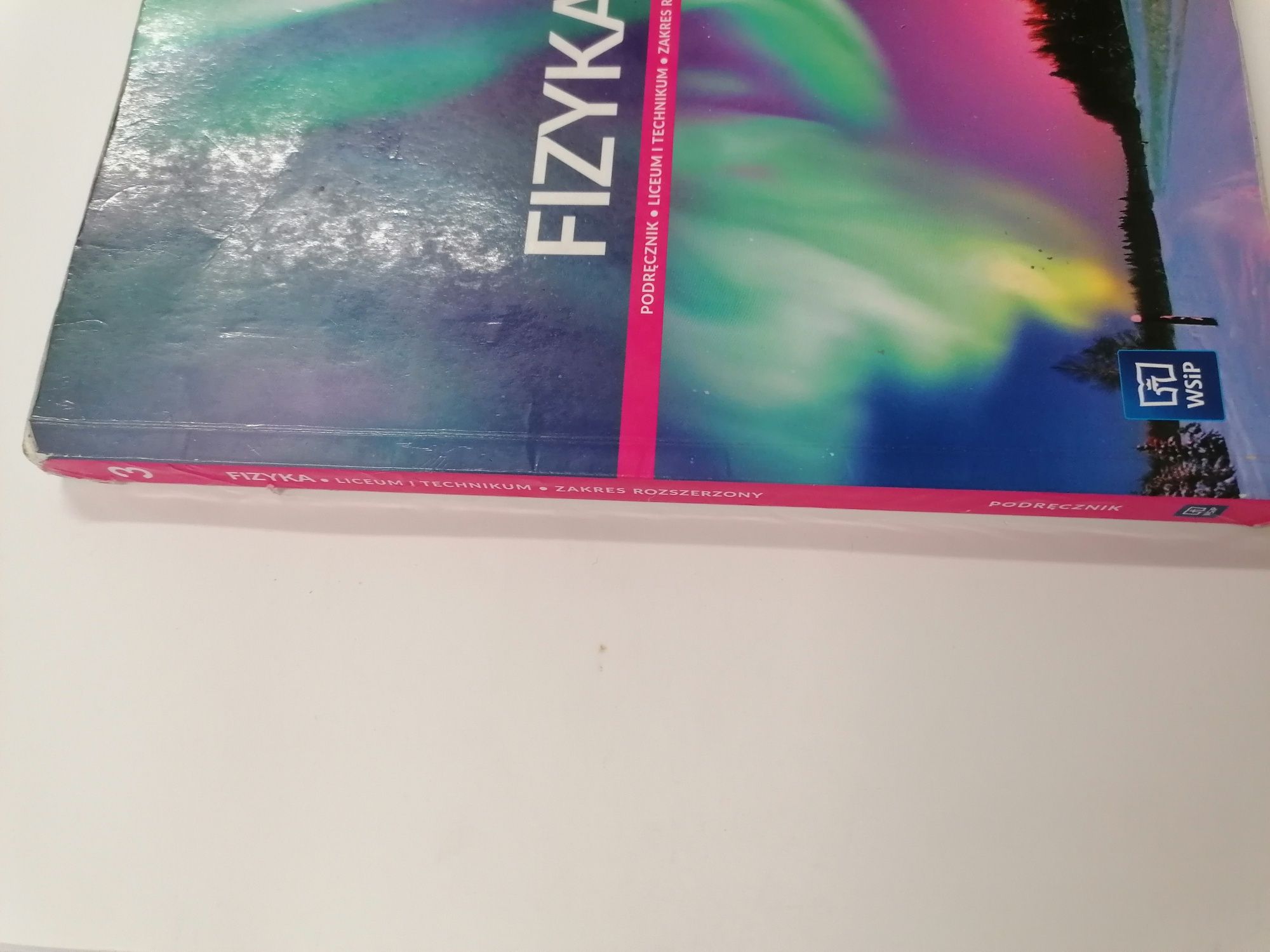 Fizyka 3 zakres rozszerzony