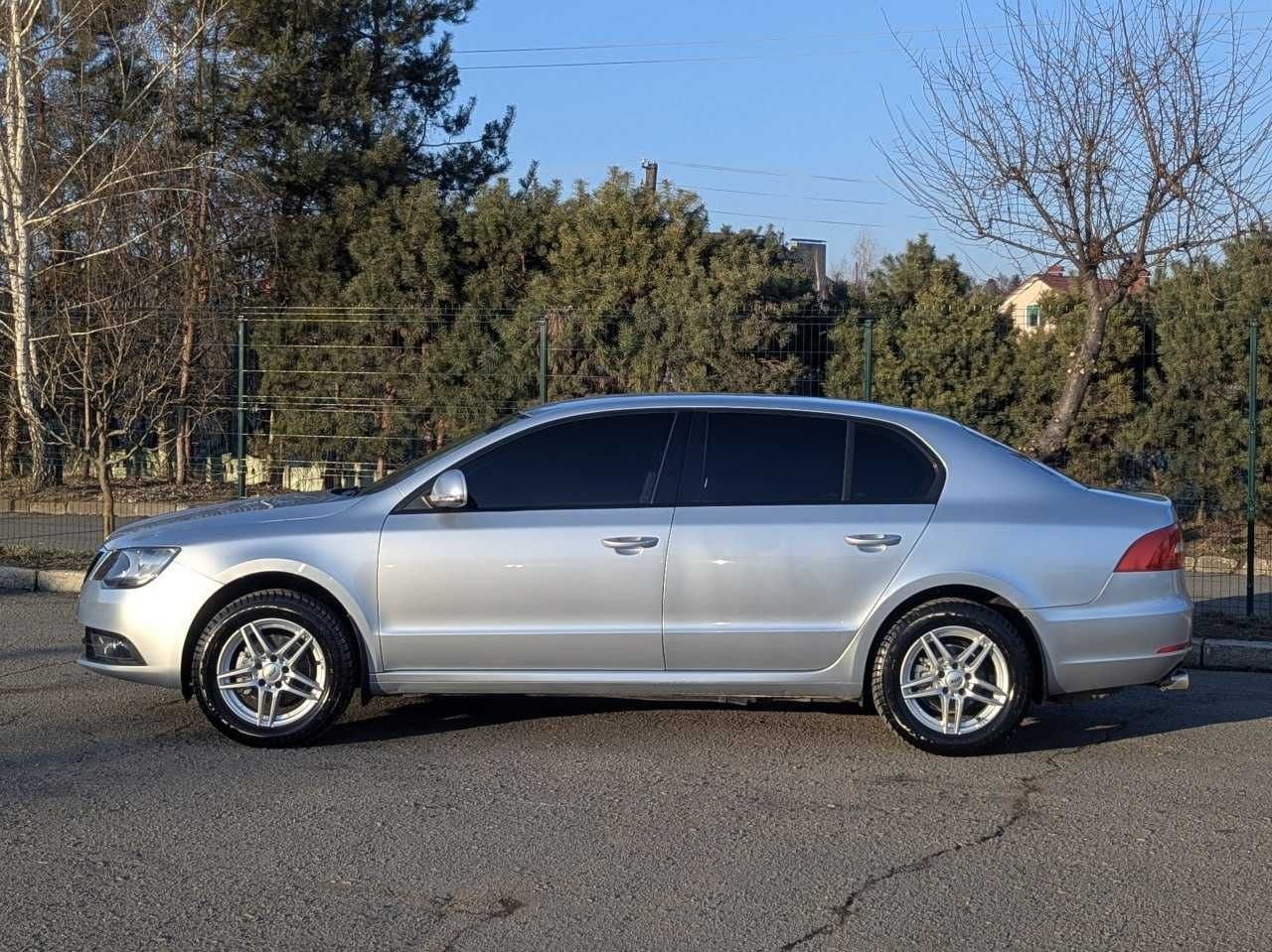 Продам Skoda Superb 2014. Можна в розстрочку, під викуп