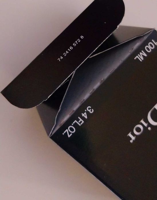 Чоловічі духи Діор Саваж, нові