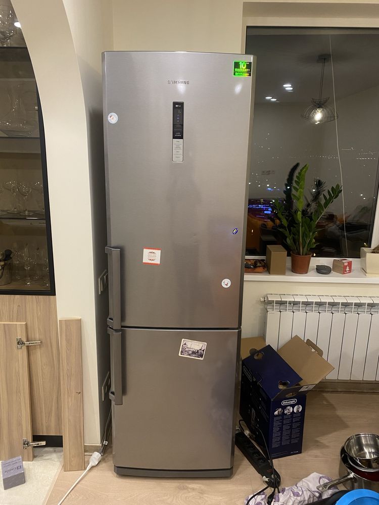 Двокамерний холодильник SAMSUNG RL48RRCMG1