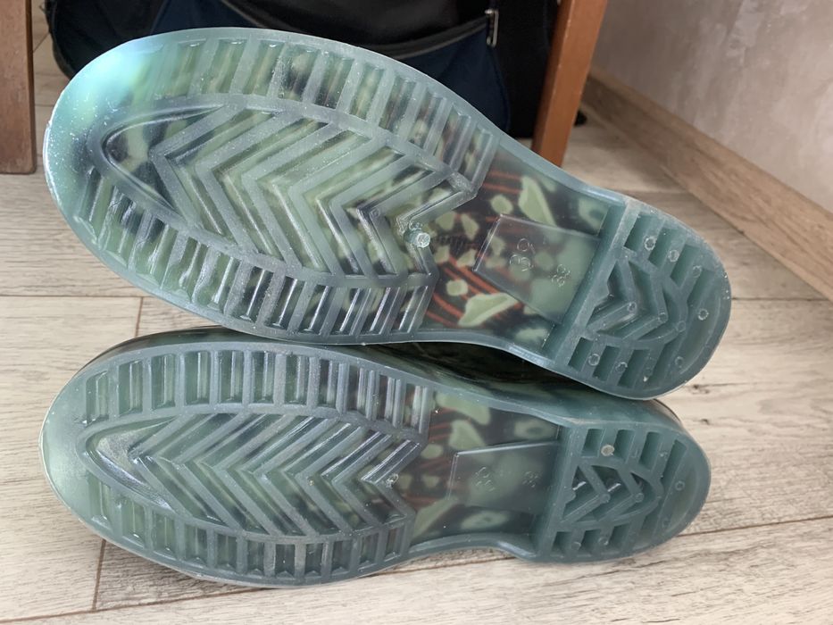 Резинові нові р 39 чобітки