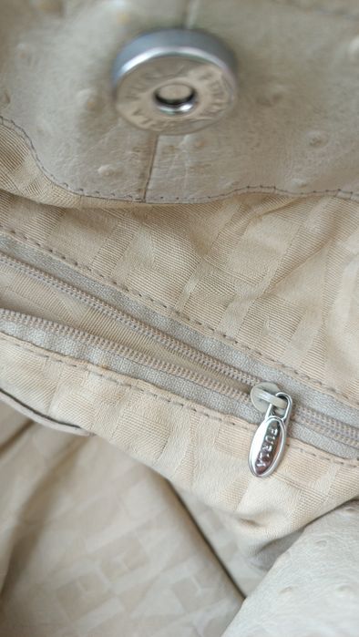 Сумка хобо зі страусиної шкіри Furla