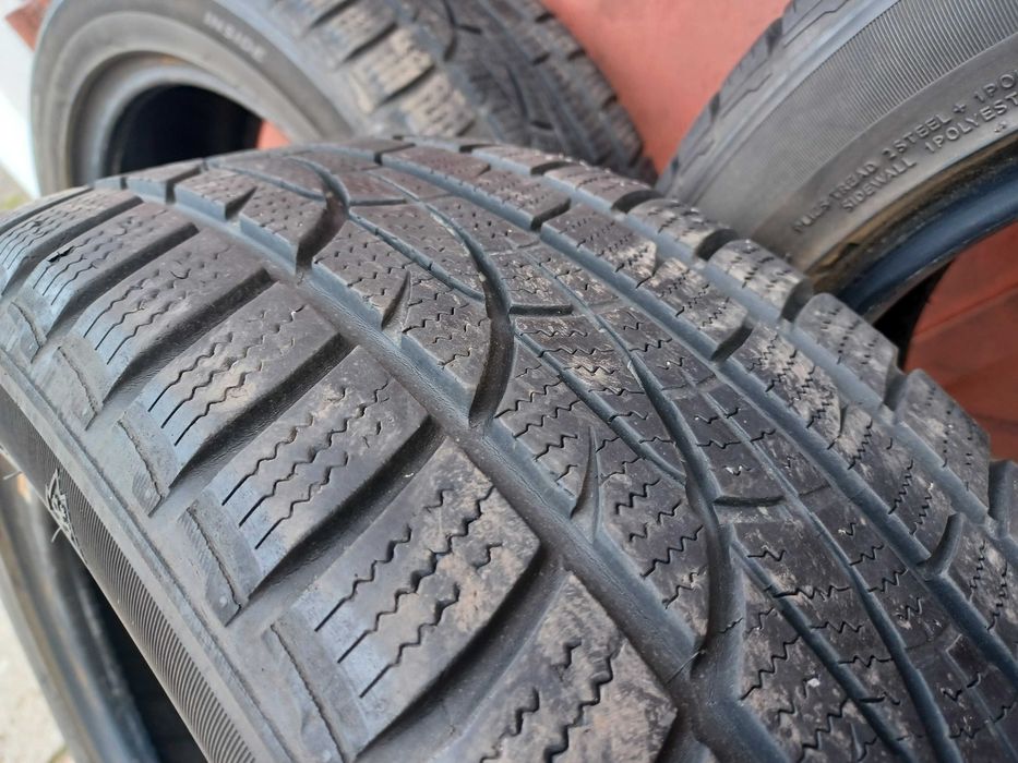4 x Opony zimowe HANKOOK 195/50/16 wys. bieżnika  6,5 stan b. dobry