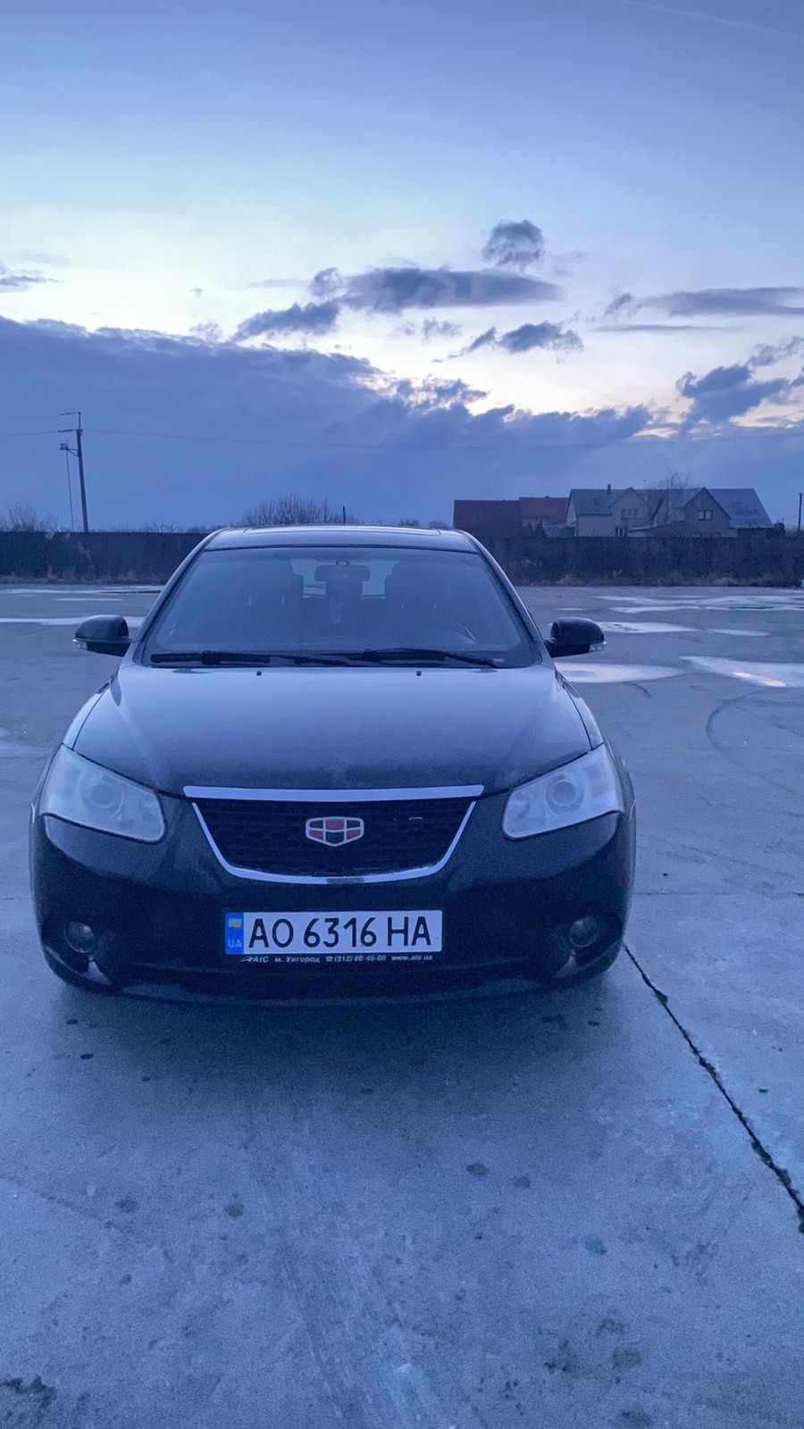 Автомобіль Geely Emgrand (EC7)