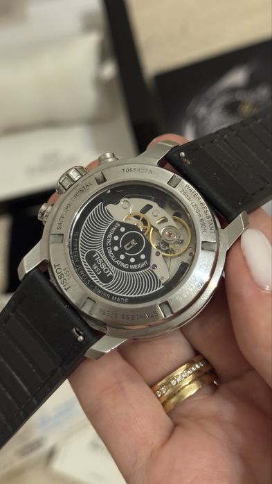 Tissot Couturier Automatic Chronograph (T055.427.17.057.00)