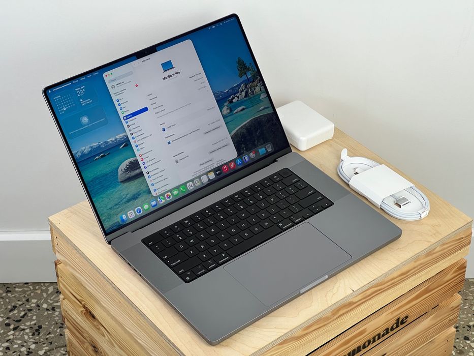 2023 MacBook Pro A2780 16" M2 MAX 96GB 2000GB NOWY !!! - SOLD!