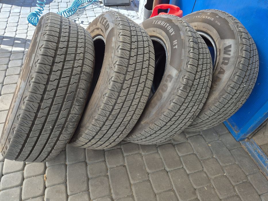 Goodyear Wrangler Territory 255/65 R18 4szt.  Wielosezonowe