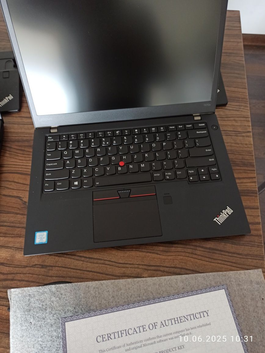 Lenovo ThinkPad T470S Intel-Core i5-7300U ze stacją dokującą 2szt