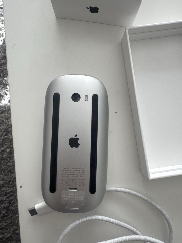 Macbook air M3 8gb 256 SSD