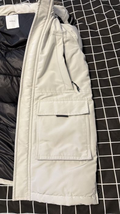 Зимова куртка в гарному стані як нова