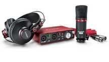 Focusrite Scarlett 2i2 (2nd Gen) (Placa Áudio + Mic + Cabo)