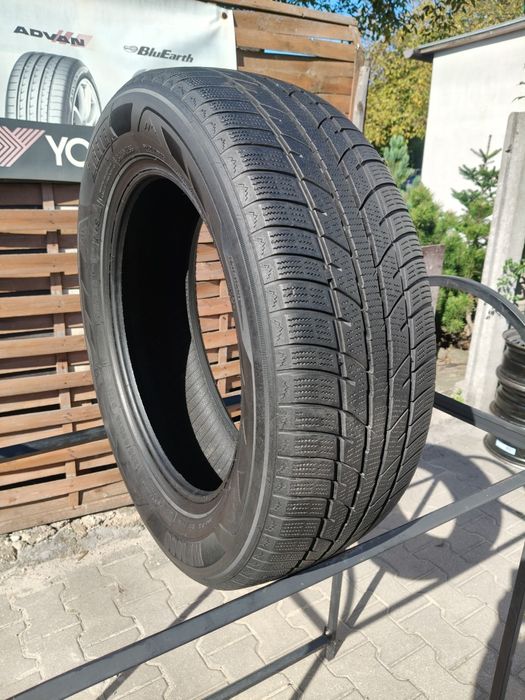 Opona zimowa 205/60 R16 Zeetex WP1000