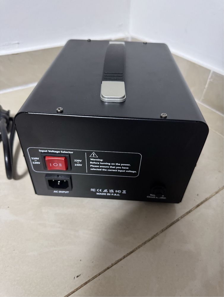Nowe! Transformator 3000W 220v=110v KOD 321