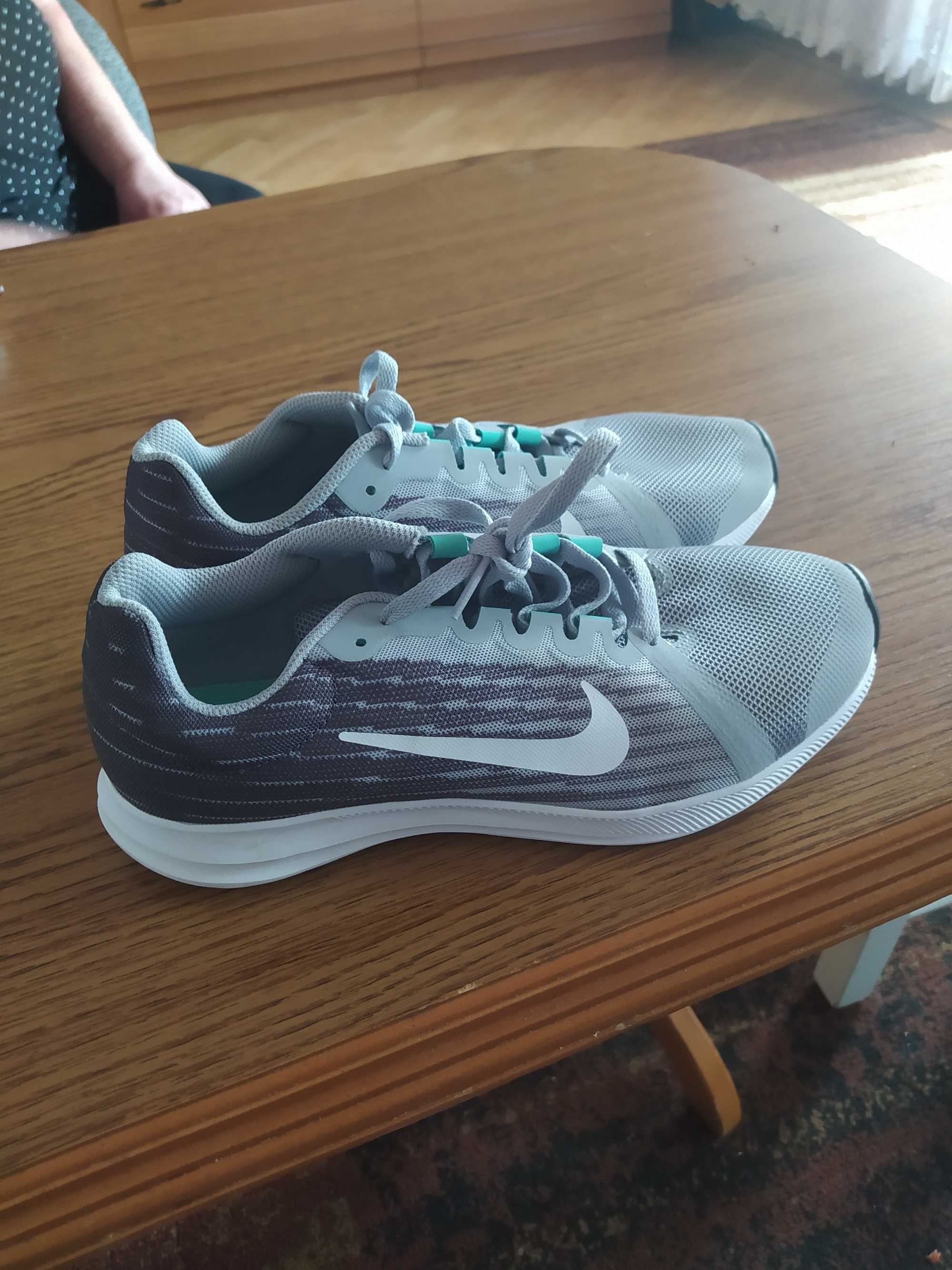 Buty dla dziewczyny