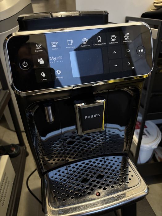 Ekspres Philips latteGo 4300