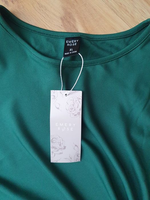 Asymetryczna sukienka midi ciemnozielona nowa z metką