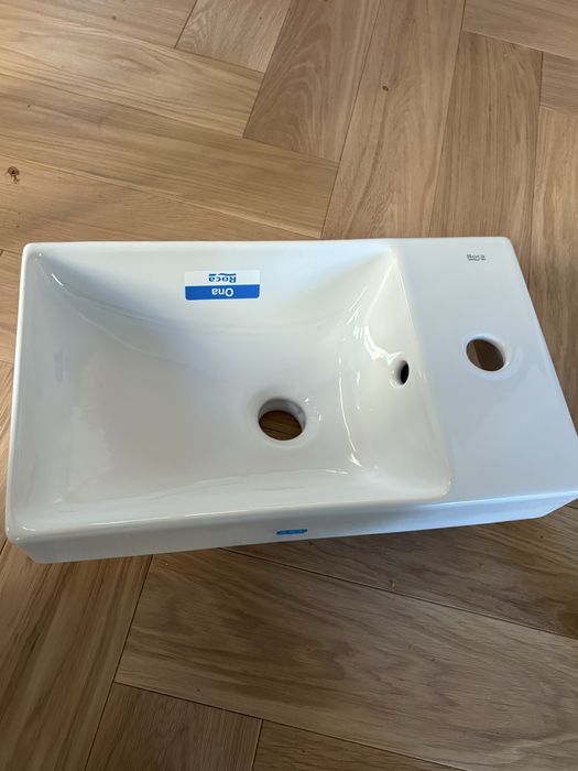 NOWA umywalka Roca Ona