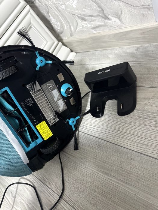 Продам робот пилосос