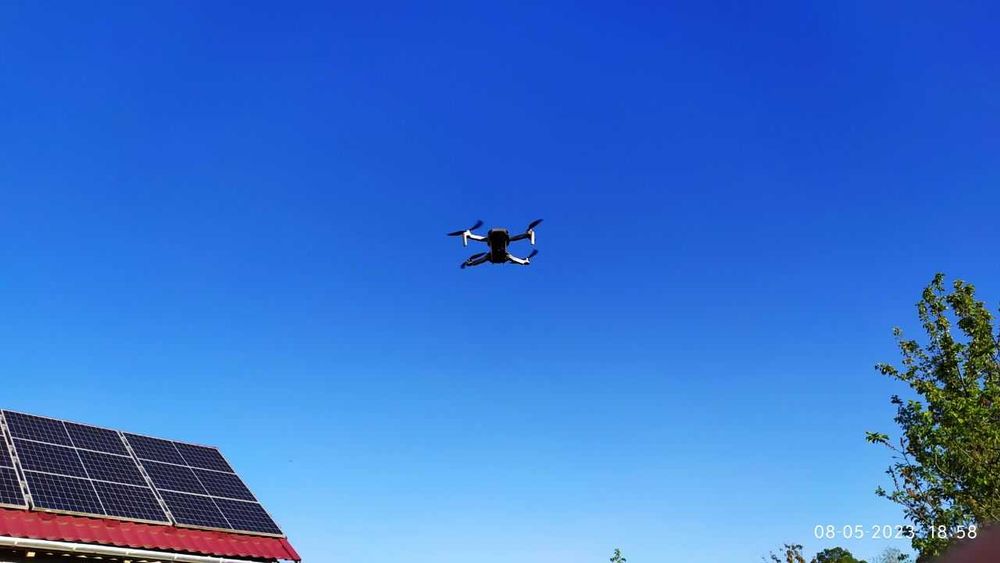 Дрон DJI Mini SE - Батеря заряд не берет