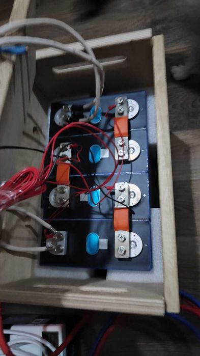 Комплект Інвертор Must EP20-1000W PRO + Акум LifePo4 EVE 31