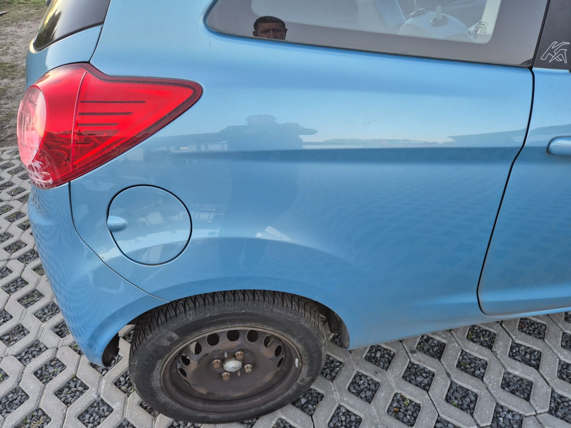 błotnik tylny podłużnica wanna pas ford Ka kl M0 D9 19