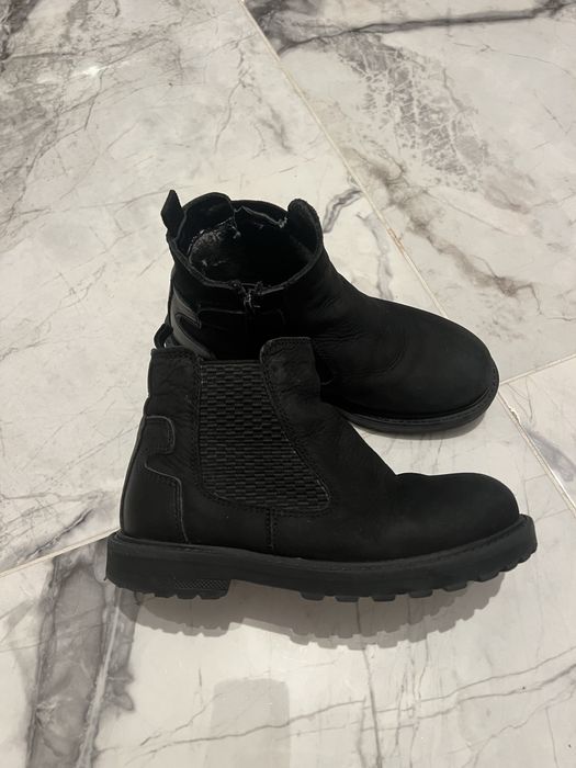 Обувь хдопчача 31 р шкіра турецька з цехейкою  в середині