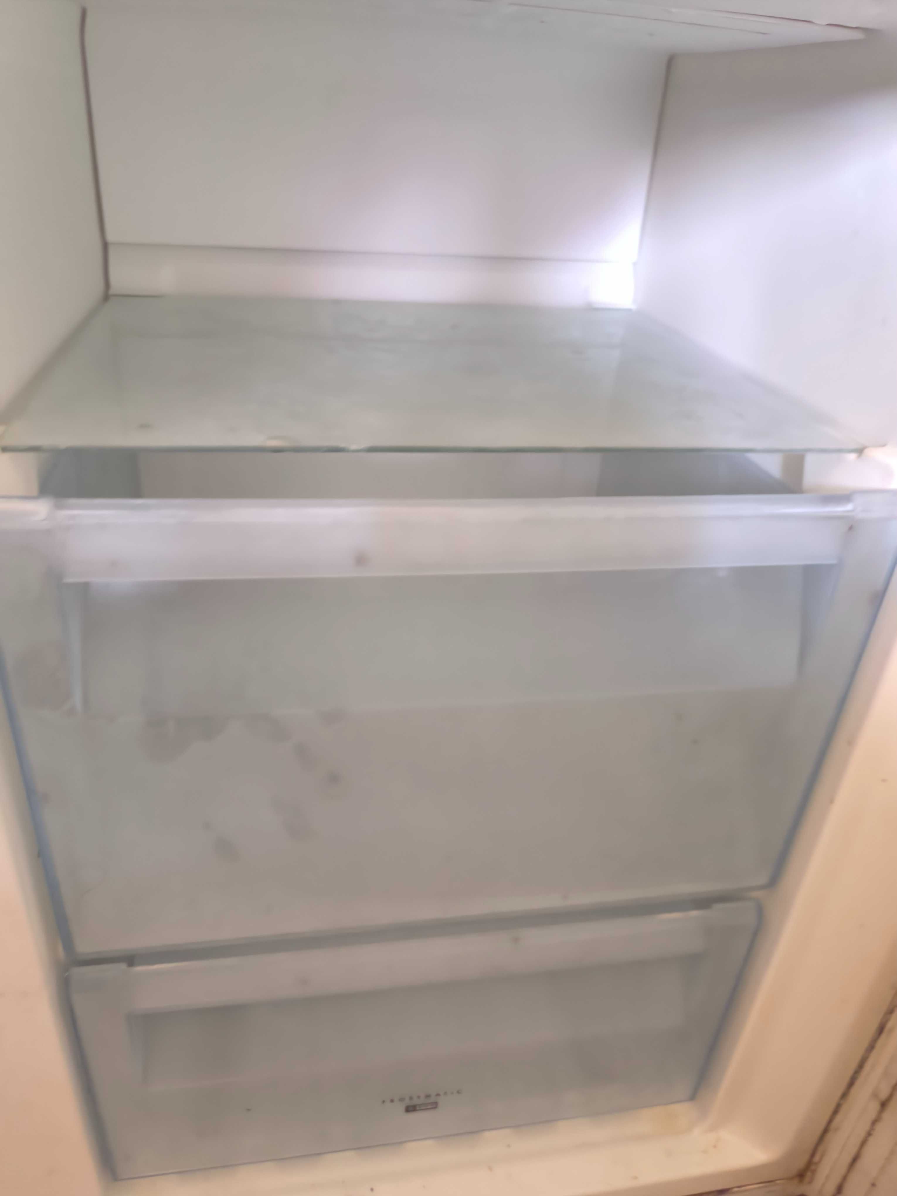 Frigorífico Combinado AEG