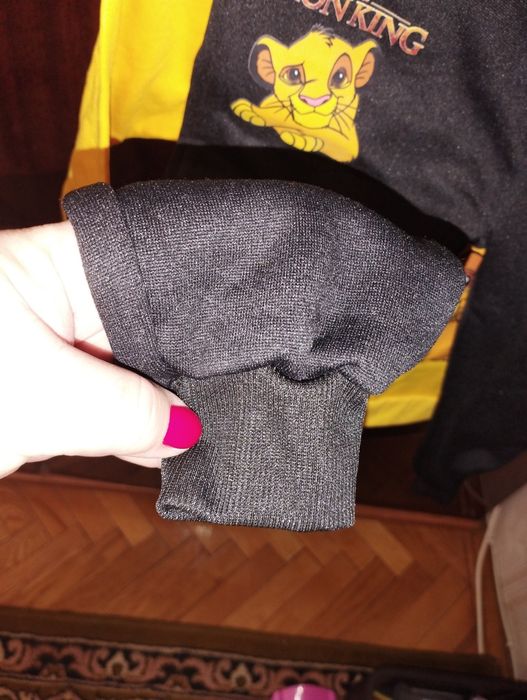 Костюм осінь-весна Король Лев. Новий. Яскравий. Легенький.М'якенький.