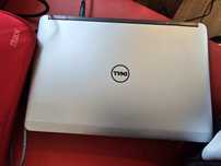 Laptop dell E7240