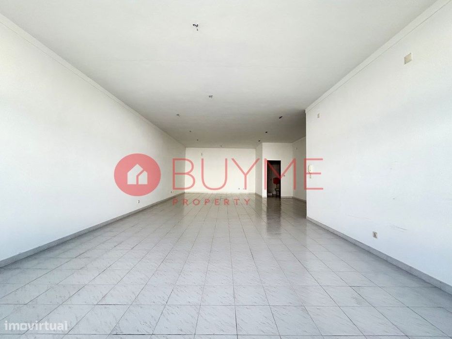 Escritório - Zona Industrial de Olhão