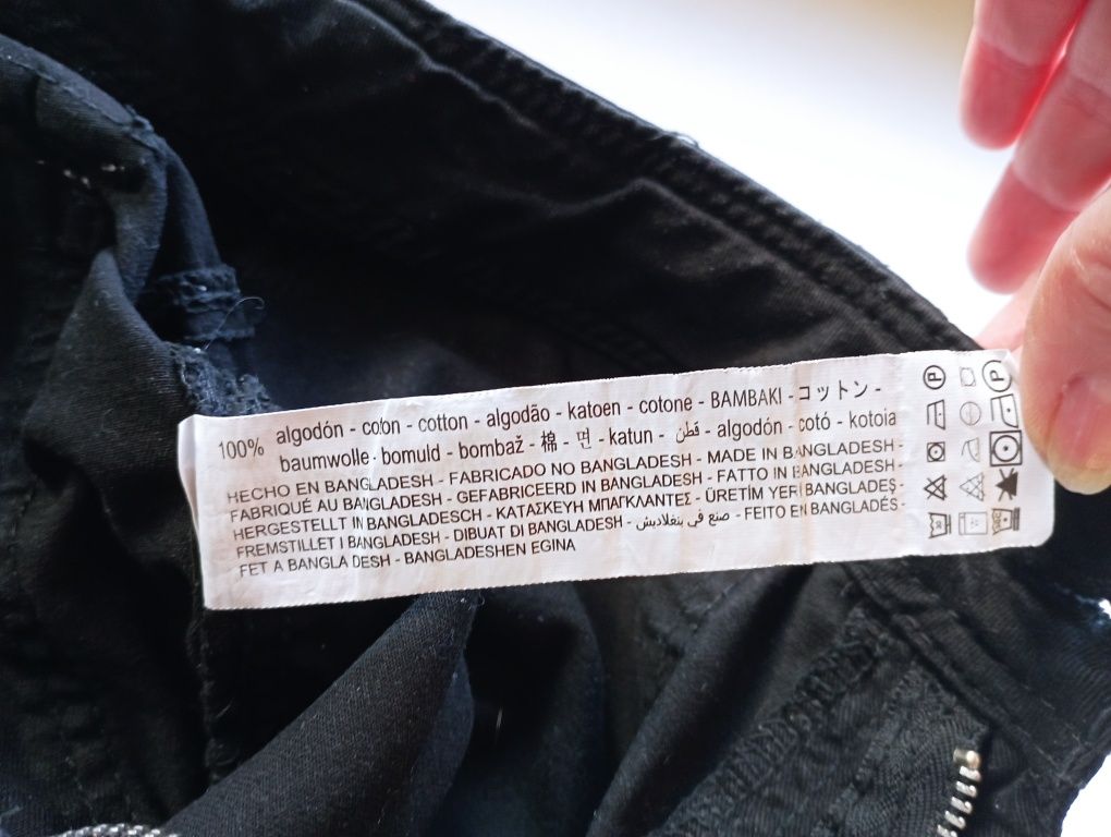 Spodnie Bershka 32 czarne