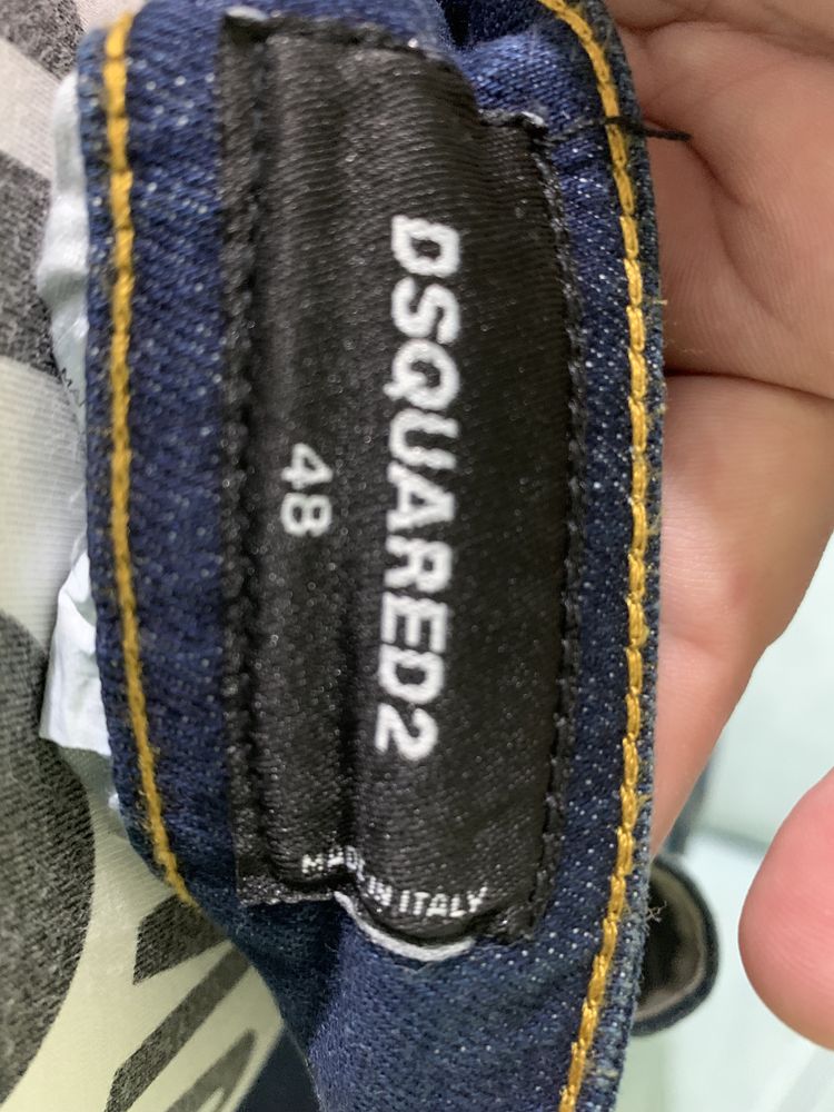 Джинсы dsquared2