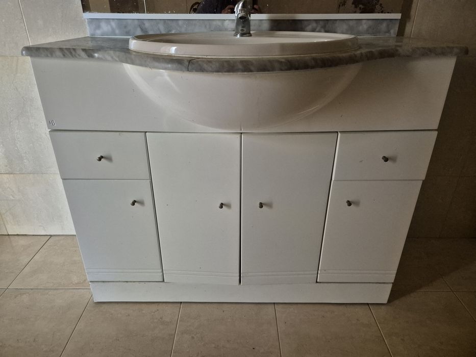 Movel de casa de banho