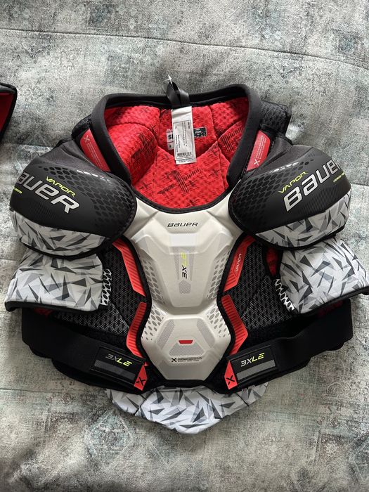 Нагрудники  Хоккейные Bauer HyperLite размер Xl