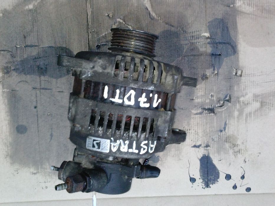 opel astra corsa vectra isuzu 1.7dti alternator z vacum pompa