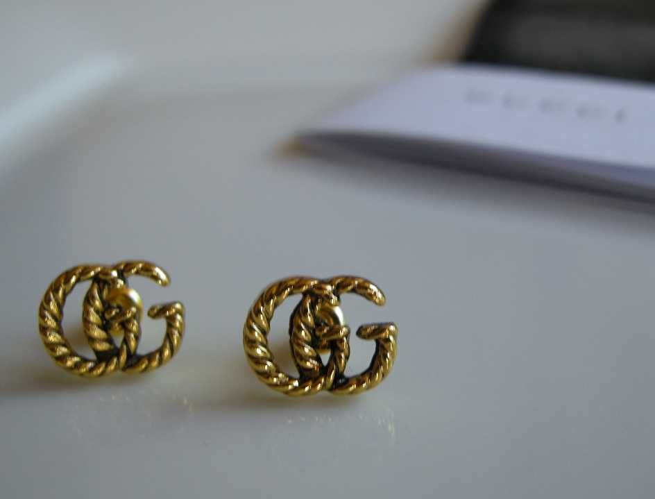 Kolczyki kolor złoty styl GG