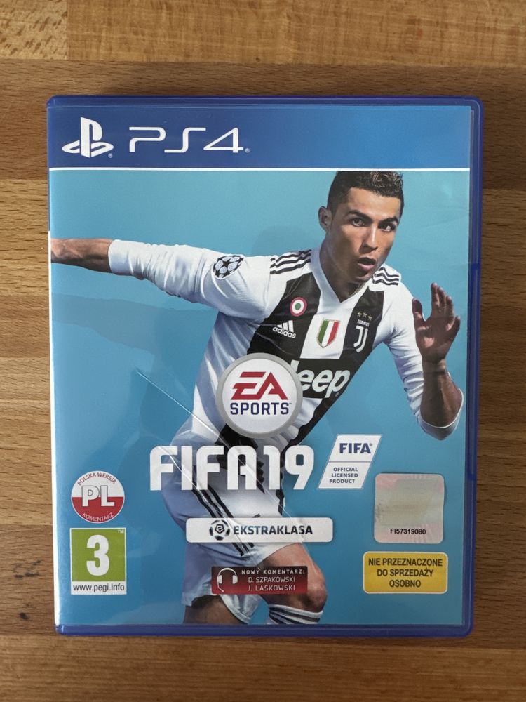 Gra Fifa19 PS4 PS5