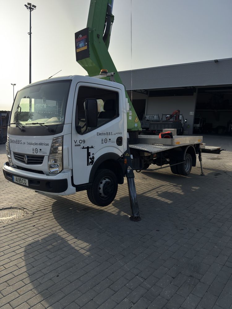 Renault Maxity Barquinha