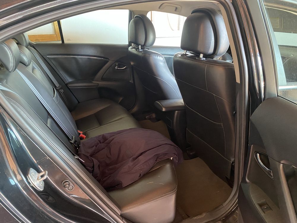 Toyota avensis 2.0 d-4d