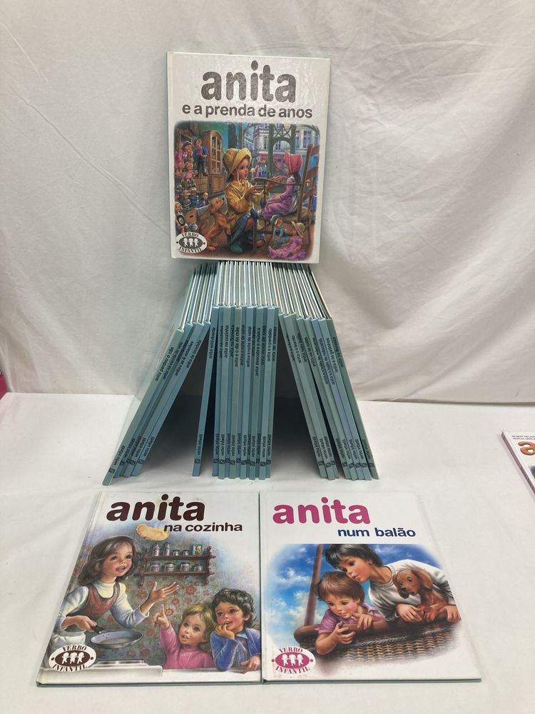 Livros Infantis Anita