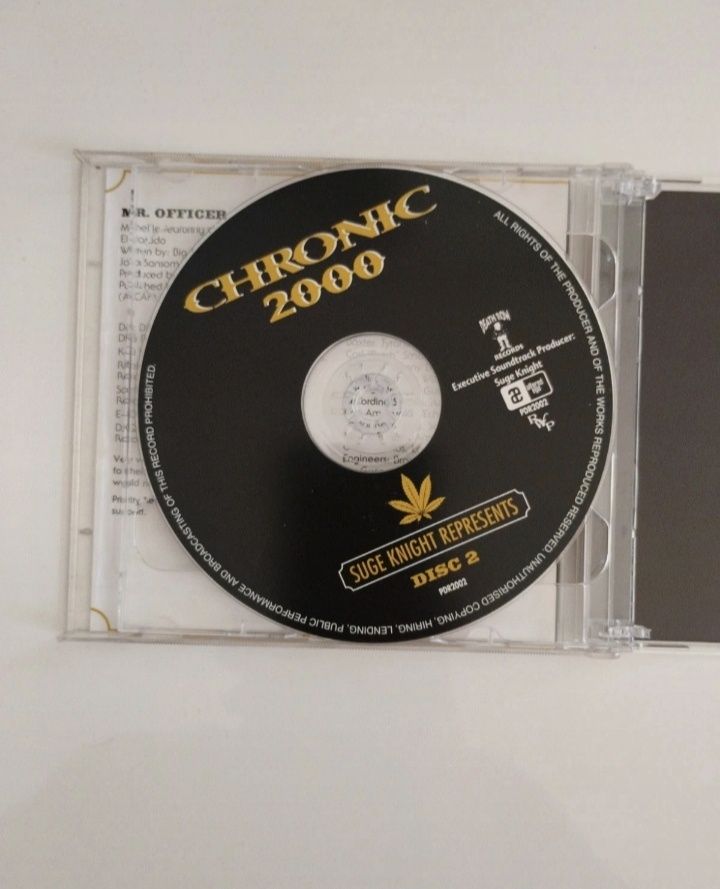 Chronic 2000 - still smokin - suge knight represents 2 x cd