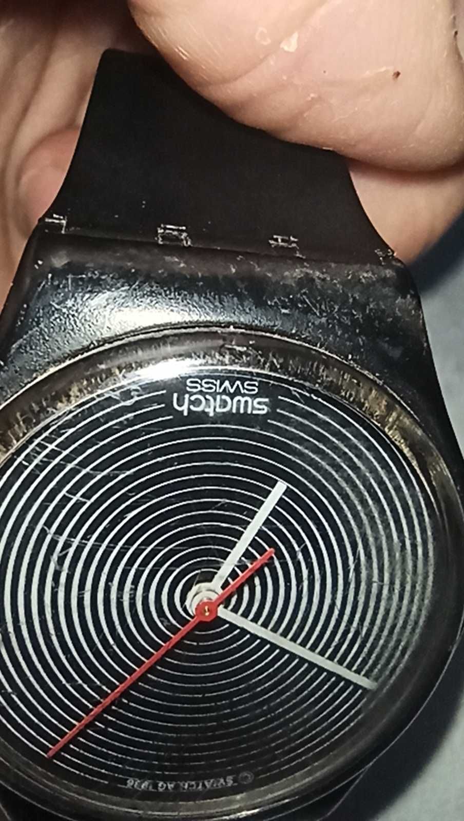 Zegarek Swatch czarny uniseks AG 1986