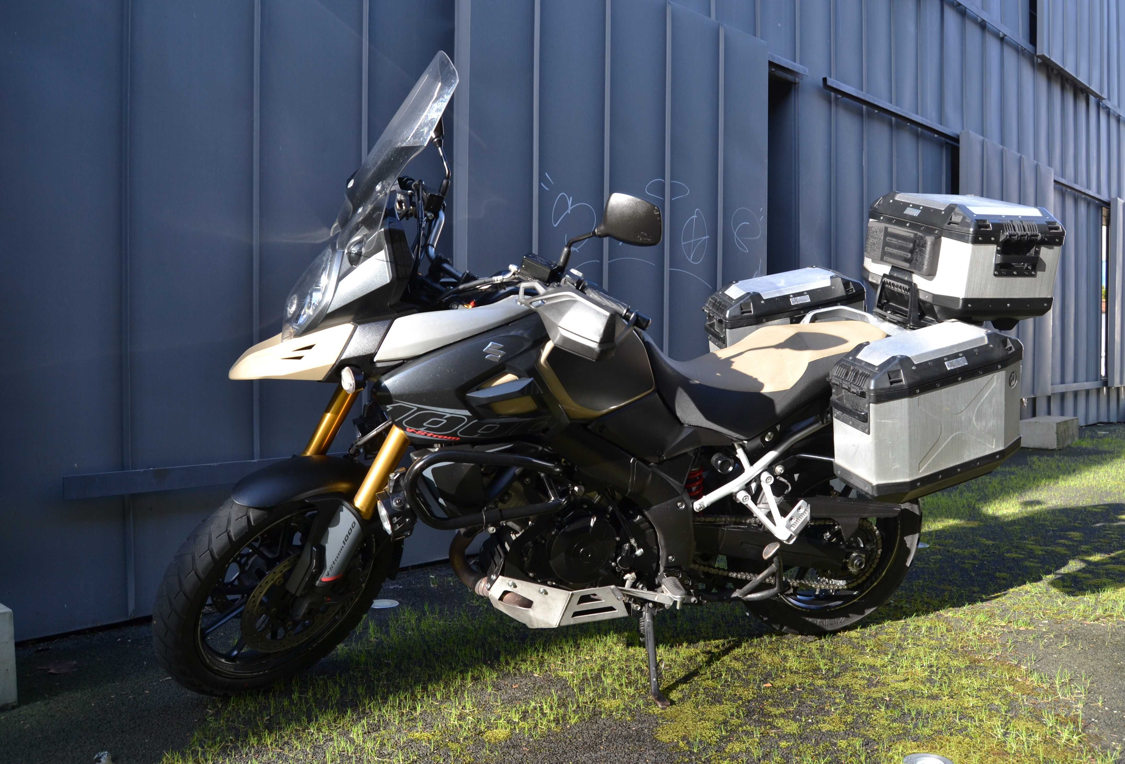 Suzuki V Strom 1000