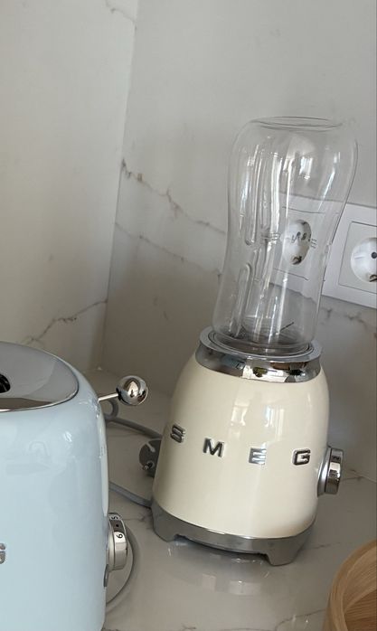 Smoothie maker SMEG- used in good condition