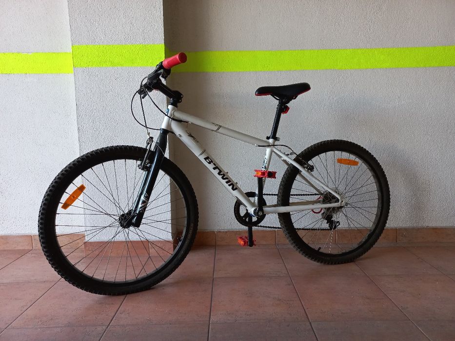 Bicicleta em excelente estado roda 20"