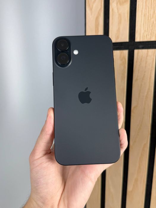 iPhone 16 PLUS 128gb стан 10/10