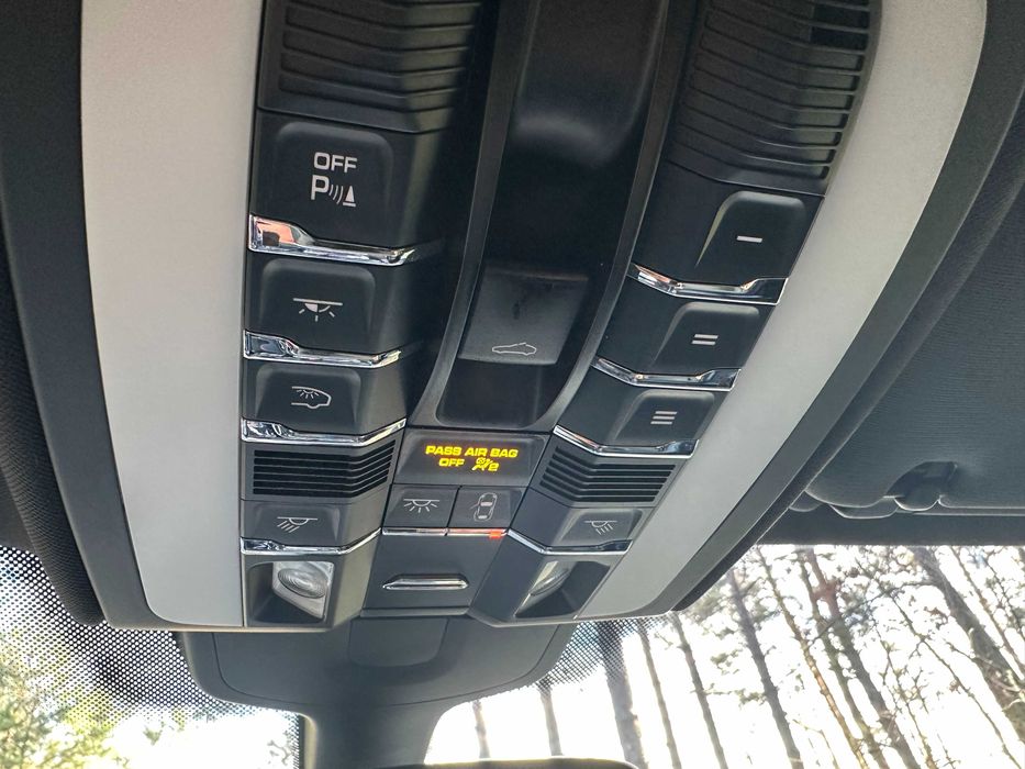 Porsche Cayenne 3.0TDI Platinum