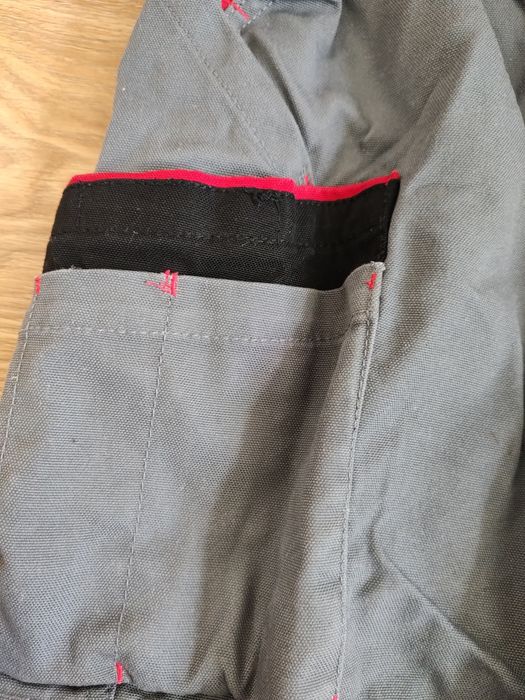 Krótkie Spodenki męskie chłopięce odzież robocza rozmiar s

Szero