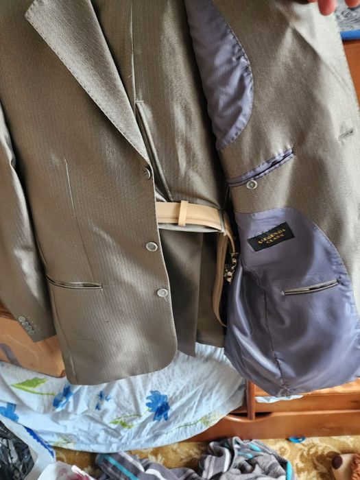 Неймовірно гарна, ніжна весільна сукня, костюм нареченого