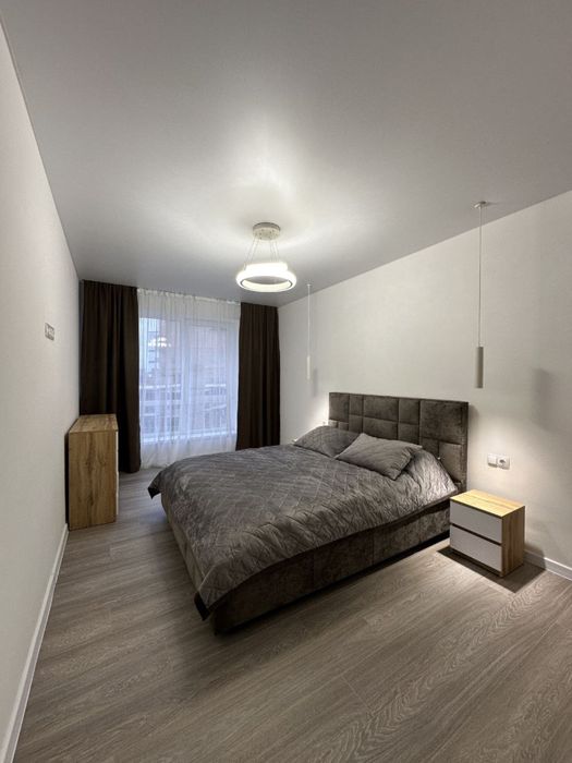2-кімнатна квартира Княгинин, 66,5 м², гардеробна, техніка, здана